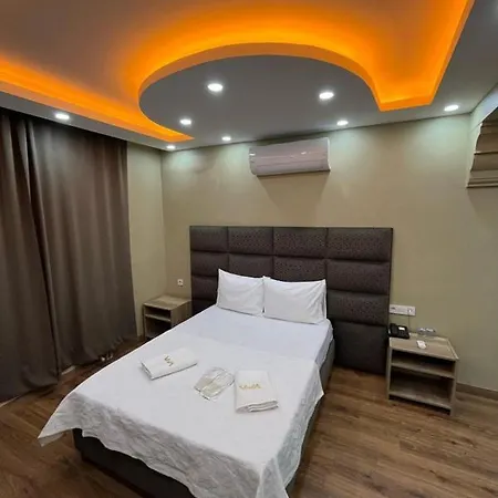 Kadikoey Viva & Hotel