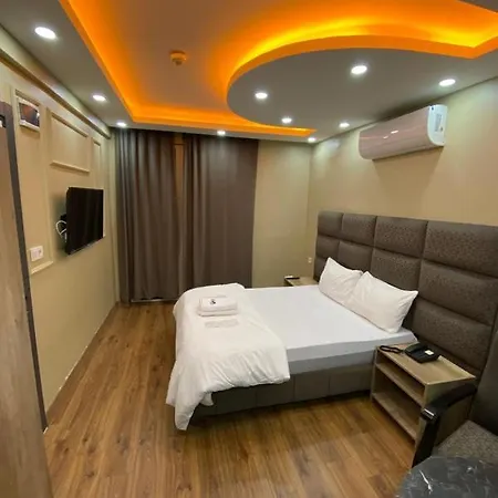 Hotel Kadikoey Viva & *