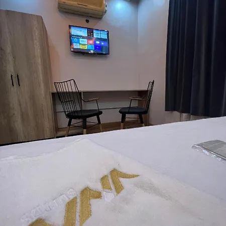 מלון Kadikoey Viva & *